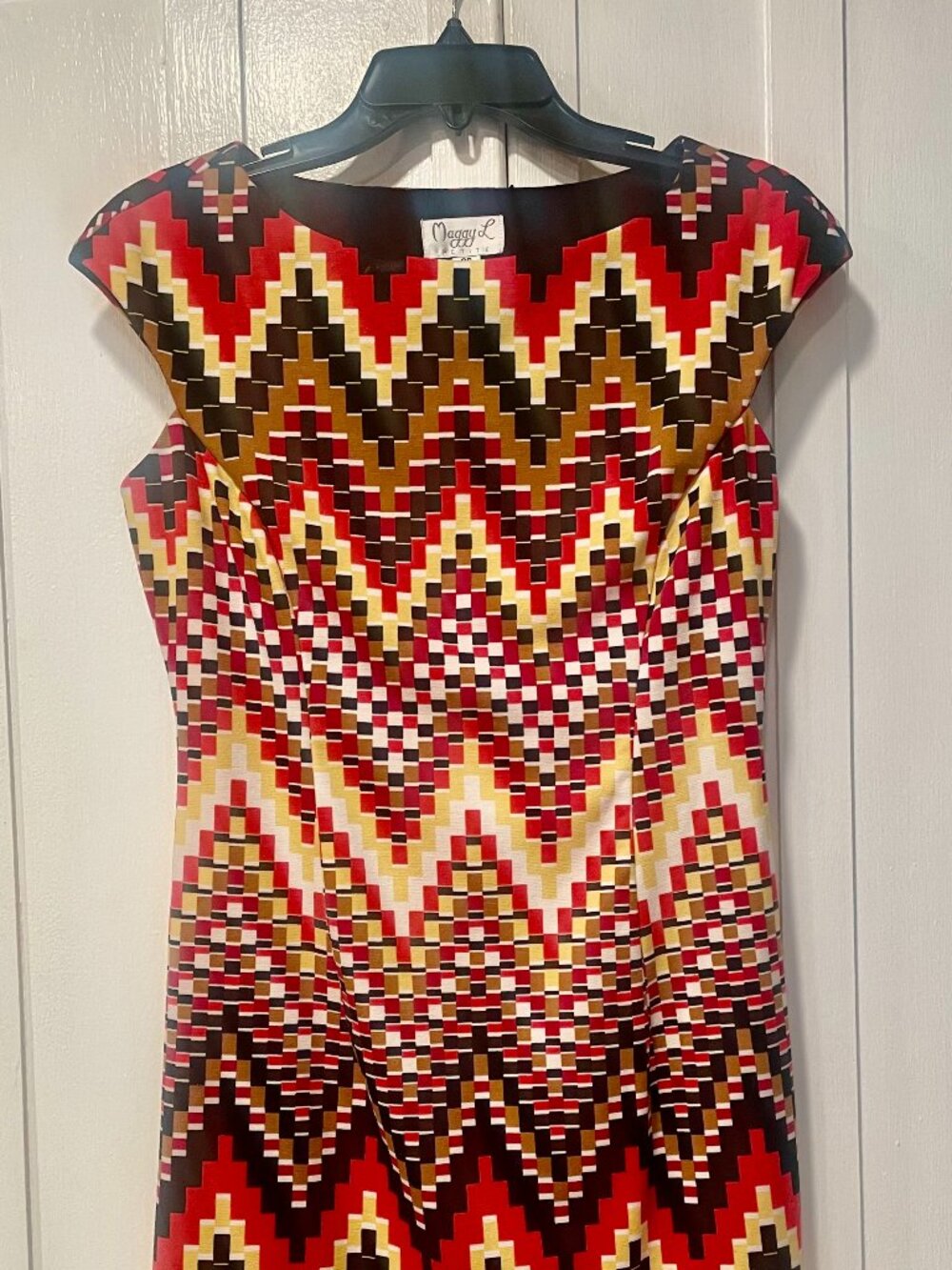 Maggy L Colorful Sleeveless Abstract Print Dress With Side Zipper Size 8P